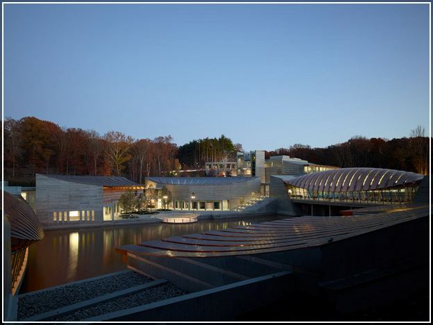 Crystal Bridges Museum Architect