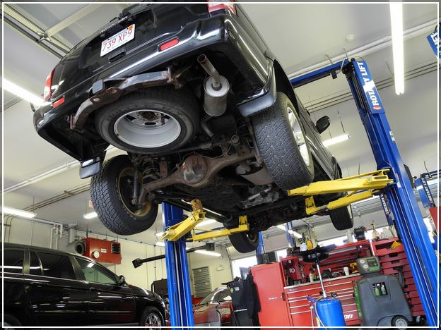 How Much Does An Mot Cost A Garage