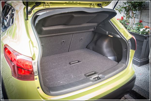 Nissan Qashqai Trunk Space