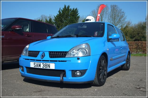 Renault Clio Garage Near Me